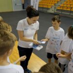 24.09.2019. Kielce. Monika Pyrek prowadzi zajęcia z WF dla uczniów z kieleckich szkół. Na zdjęciu: Monika Pyrek / Piotr Kwaśniewski / Radio Kielce