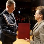 26.09.2019. Kielce. Jubileusz Krajowej Administracji Skarbowej. Na zdjęciu (od lewej): Jarosław Bartosiński - Oddział Celny w Kielcach i Agata Wojtyszek - wojewoda świętokrzyski / Piotr Kwaśniewski / Radio Kielce