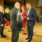 26.09.2019. Kielce. Jubileusz Krajowej Administracji Skarbowej. Na zdjęciu (od lewej): Sławomir Podkówka - dyrektor Izby Administracji Skarbowej w Kielcach, Piotr Walczak - szef Krajowej Administracji Skarbowej, Małgorzata Szuba - prokurator rejonowy Kielce-Zachód i Paweł Wójcik - burmistrz Chmielnika / Piotr Kwaśniewski / Radio Kielce