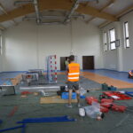 13.09.2019. Ociesęki. Ostatnie prace przy budowie hali sportowej przy Szkole Podstawowej / Michał Kita / Radio Kielce