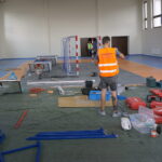 13.09.2019. Ociesęki. Ostatnie prace przy budowie hali sportowej przy Szkole Podstawowej / Michał Kita / Radio Kielce