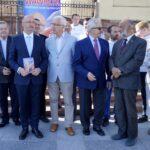 Piotr Wawrzyk zainaugurował kampanię wyborczą. Na zdjęciu (od lewej): Piotr Wawrzyk - wiceminister spraw zagranicznych, Waldemar Bartosz - przewodniczący świętokrzyskiej Solidarności, Stanisław Góźdź - dyrektor Świętokrzyskiego Centrum Onkologii i Adam Massalski - Instytut Historii UJK / Piotr Kwaśniewski / Radio Kielce