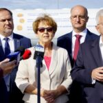 Występa. 06.09.2019. Cysterna wstydu w Świętokrzyskiem. Na zdjęciu (od lewej): Marek Kwitek - poseł PiS, Maria Zuba - poseł PiS, Paweł Wawrzyk - wiceminister spraw zagranicznych i Krzysztof Lipiec - prezes świętokrzyskiego PiS / Piotr Kwaśniewski / Radio Kielce