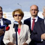 Występa. 06.09.2019. Cysterna wstydu w Świętokrzyskiem. Na zdjęciu (od lewej): Marek Kwitek - poseł PiS, Maria Zuba - poseł PiS, Paweł Wawrzyk - wiceminister spraw zagranicznych i Krzysztof Lipiec - prezes świętokrzyskiego PiS / Piotr Kwaśniewski / Radio Kielce