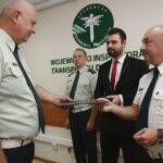 Kielce. Wręczenie wyróżnień i awansów funkcjonariuszom Inspekcji Transportu Drogowego / Jarosław Kubalski / Radio Kielce