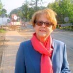 24.09.2019. Suchedniów. Remont mostu na rzece Kamionce, na zdj. poseł Maria Zuba / Anna Głąb / Radio Kielce