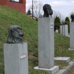 Rzeźby autorstwa Adama Spały / Marek Banaczek