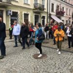 28.09.2019. Sandomierz. Happening „My piękne małpy Europy ratujemy Ziemię” / Grażyna Szlęzak-Wójcik / Radio Kielce