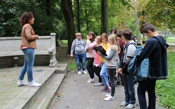 Na zdjęciu: uczestnicy projektu Edukacja w Miejscach Pamięci ze Szkoły Podstawowej numer 2 w Kielcach / OMPiO