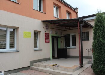 Powiatowe Centrum Pomocy Rodzinie w Busku Zdroju / Fot. Marta Gajda-Kruk - Radio Kielce