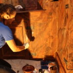 11.09.2019. Skalbmierz. Prace związane z renowacją północnej części zakrystii w kolegiacie zbliżają się ku końcowi / Marta Gajda / Radio Kielce