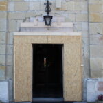 11.09.2019. Skalbmierz. Prace związane z renowacją północnej części zakrystii w kolegiacie zbliżają się ku końcowi / Marta Gajda / Radio Kielce