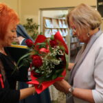 23.09.2019. Pińczów. XXIII Pińczowskie Spotkania Historyczne pod hasłem „Klasztor. Szpital. Miłosierdzie”. Od lewej: Jolanta Opoka – dyrektor biblioteki w Pińczowie i dr hab. Anna Szylar „Zmierzch pińczowskiego klasztoru norbertanek w latach 1820 -1864” / Marta Gajda / Radio Kielce