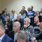 29.09.2019. Michałów. Spotkanie w sprawie budowy biogazowni. Na zdjęciu: mieszkańcy gminy Michałów / Marta Gajda / Radio Kielce