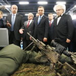 MSPO. Prezydent Andrzej Duda zwiedza ekspozycje / Jarosław Kubalski / Radio Kielce