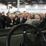 MSPO. Prezydent Andrzej Duda zwiedza ekspozycje / Jarosław Kubalski / Radio Kielce