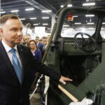 MSPO. Prezydent Andrzej Duda zwiedza ekspozycje / Jarosław Kubalski / Radio Kielce