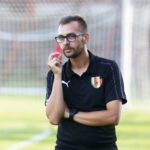 11.09.2019 Kielce. Piłka nożna III liga. Mecz Korona II Kielce - Podlasie Biała Podlaska. Trener Korony II Maciej Śmiech / Jarosław Kubalski / Radio Kielce