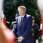 11.09.2019 Kielce. Uroczystości pod pomnikiem Homo Homini w 18. rocznicę zamachu na World Trade Center. Prezydent Kielc Bogdan Wenta / Jarosław Kubalski / Radio Kielce