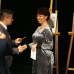 12.09.2019 Kielce. Mała scena KCK. 35 lecie Kieleckiego Oddziału Związku Literatów Polskich. Joanna Żodkiewicz i wicewojewoda Bartłomiej Dorywalski / Jarosław Kubalski / Radio Kielce