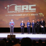 13.09.2019 Kielce. KCK. European Rover Challenge. Gala otwarcia. Poseł Michał Cieślak, poseł Krzysztof Słoń, przewodniczący sejmiku Andrzej Pruś, marszałek Andrzej Bętkowski, prezes Specjalnej Strefy Ekonomicznej w Starachowicach Marcin Perz, prezydent Kielc Bogdan Wenta i rektor PŚk Wiesław Trąmpczyński / Jarosław Kubalski / Radio Kielce