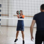 25.09.2019 Kielce. Europejski Dzień Sportu. Mecz pomiędzy zespołami Kuratorium Oświaty w Kielcach i Urzędu Marszałkowskiego Województwa Świętokrzyskiego w hali sportowej VI LO / Jarosław Kubalski / Radio Kielce