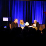 30.09.2019 Kielce. Pałacyk Tomasza Zielińskiego. Adam Ochwanowski świętuje jubileusz 45-lecia debiutu literackiego oraz promuje swój najnowszy tomik wierszy. Od lewej Adam Ochwanowski, Urszula Lubczyńska - Gładka i Jan Nowicki / Jarosław Kubalski / Radio Kielce