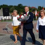 01.09.2019. Kunów. Obchody 80. rocznicy wybuchu II wojny światowej. Na zdjęciu (w środku): Lech Łodej - burmistrz Kunowa / Emilia Sitarska / Radio Kielce