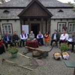 07.09.2019. Kielce. Narodowe Czytanie 2019 w Dworku Laszczyków / Rafał Kowalik / Muzeum Wsi Kieleckiej