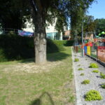 12.09.2019. Opatów. Droga prowadząca do mogiły z 1964 roku, gdzie ma pojawić się ścieżka / Emilia Sitarska / Radio Kielce