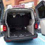 10.09.2019. Ostrowiec Św. Przekazanie nowego busa dla Warsztatów Terapii Zajęciowej Stowarzyszenia Szansa / Emilia Sitarska / Radio Kielce