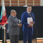 Kielce. 23.09.2019. Otwarcie Hali Sportowej. Na zdjęciu (od lewej): Ryszard Mańko - dyrektor X LO, Radosław Wasiak / Wiktor Taszłow / Radio Kielce