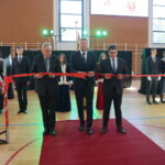 Kielce. 23.09.2019. Otwarcie Hali Sportowej. Na zdjęciu: Andrzej Kraśnicki - prezes PKOl i szef Związku Piłki Ręcznej w Polsce, Bogdan Wenta – prezydent miasta Kielce, Marcin Stępniewski - radny / Wiktor Taszłow / Radio Kielce