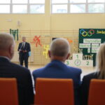 Kielce. 24.09.2019. Otwarcie Hali Sportowej przy III Liceum im. C. K. Norwida. Przemawia Andrzej Zdeb - dyrektor III LO / Wiktor Taszłow / Radio Kielce