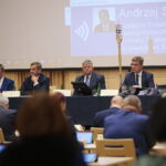 Kielce. 24.09.2019. Sesja Sejmiku Województwa Świętokrzyskiego. Na zdjęciu od lewej: Henryk Milcarz - prezes Wodąciągów Kieleckich, Marek Strzała - wiceprzewodniczący Sejmiku Województwa, Mieczysław Gębski - wiceprzewodniczący Sejmiku Województwa Andrzej Pruś – przewodniczący Sejmiku Województwa Świętokrzyskiego / Wiktor Taszłow / Radio Kielce