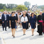 Wojewódzkie rozpoczęcie roku szkolnego. Na zdjęciu: Maria Zuba – poseł, Agata Wojtyszek - wojewoda świętokrzyski, Marian Florczyk - biskup kielecki, Paweł Wójcik - burmistrz Chmielnika / Wiktor Taszłow / Radio Kielce