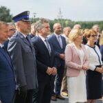 Wojewódzkie rozpoczęcie roku szkolnego. Na zdjęciu: Ryszard Gliwiński – prezes WFOŚiGW, Krzysztof Słoń – senator, Anna Krupka – poseł, Maria Zuba – poseł, Agata Wojtyszek - wojewoda świętokrzyski / Wiktor Taszłow / Radio Kielce