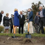 Kielce. 26.09.2019. Uroczyste wbicie łopaty pod budowę stadionu Politechniki Świętokrzyskiej / Wiktor Taszłow / Radio Kielce