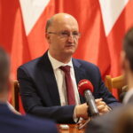 Kielce. 27.09.2019. Konferencja przed wizytą szefów misji dyplomatycznych w województwie świętokrzyskim. Na zdjęciu: Piotr Wawrzyk - wiceminister spraw zagranicznych / Wiktor Taszłow / Radio Kielce