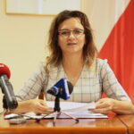 Kielce. 27.09.2019. Konferencja przed wizytą szefów misji dyplomatycznych w województwie świętokrzyskim. Na zdjęciu (od lewej): Agata Wojtyszek - wojewoda świętokrzyski / Wiktor Taszłow / Radio Kielce