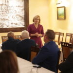 28.09.2019. Opatów. Spotkanie wiceminister Anny Krupki z mieszkańcami. Na zdjęciu: Anna Krupka - wiceminister sportu i turystyki / Wiktor Taszłow / Radio Kielce