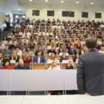 Kielce. 30.09.2019. UJK oficjalnie wita studentów spoza Polski. Przemawia Jacek Semaniak - rektor / Wiktor Taszłow / Radio Kielce