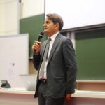 Kielce. 30.09.2019. UJK oficjalnie wita studentów spoza Polski. Przemawia Jacek Semaniak - rektor / Wiktor Taszłow / Radio Kielce