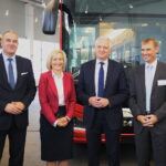 06.09.2019. Starachowice. Jarosław Gowin odwiedził firmę MAN Bus&Truck. Na zdjęciu (od prawej): Michael Kobriger - członek zarządu spółki MAN Bus&Truck, Jarosław Gowin - minister nauki i szkolnictwa wyższego i Renata Janik - wicemarszałek województwa świętokrzyskiego / Wiktor Taszłow / Radio Kielce