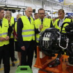 06.09.2019. Starachowice. Jarosław Gowin odwiedził firmę MAN Bus&Truck. / Wiktor Taszłow / Radio Kielce