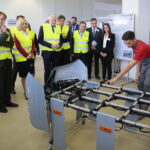 06.09.2019. Starachowice. Jarosław Gowin odwiedził firmę MAN Bus&Truck. / Wiktor Taszłow / Radio Kielce