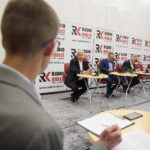 08.09.2019. Kielce. Studio polityczne Radia Kielce. Na zdjęciu (od lewej): Krzysztof Lipiec - PiS, Artur Gierada - KO i Czesław Siekierski - PSL KP / Wiktor Taszłow / Radio Kielce