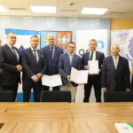 Kielce. 12.09.2019. Podpisanie porozumień w sprawie wdrożenia nowoczesnych technologii. Na zdjęciu (od lewej): Paweł Kolczyński - wiceprezes Agencji Rozwoju Przemysłu S.A., Michał Cieślak – poseł, Robert Kułaga – prezes Centrum Produkcyjne Pneumatyki PREMA, , Paweł Łaski - prezes ŚCIiTT, Ireneusz Sobol – prezes ŚKSM, Krzysztof Lipiec - prezes świętokrzyskiej organizacji Prawa i Sprawiedliwości, Renata Janik - wicemarszałek Województwa Świętokrzyskiego / Wiktor Taszłow / Radio Kielce