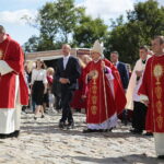 14.09.2019. Święty Krzyż. Główne uroczystości odpustowe. Na zdjęciu: Piotr Wawrzyk - wiceminister spraw zagranicznych i biskup Krzysztof Nitkiewicz / Wiktor Taszłow / Radio Kielce