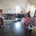 Chmielnik. 14.09.2019. Wernisaż wystawy Bartłomieja Michałowskiego "Sztetł. Zaginione w czasie" / Wiktor Taszłow / Radio Kielce